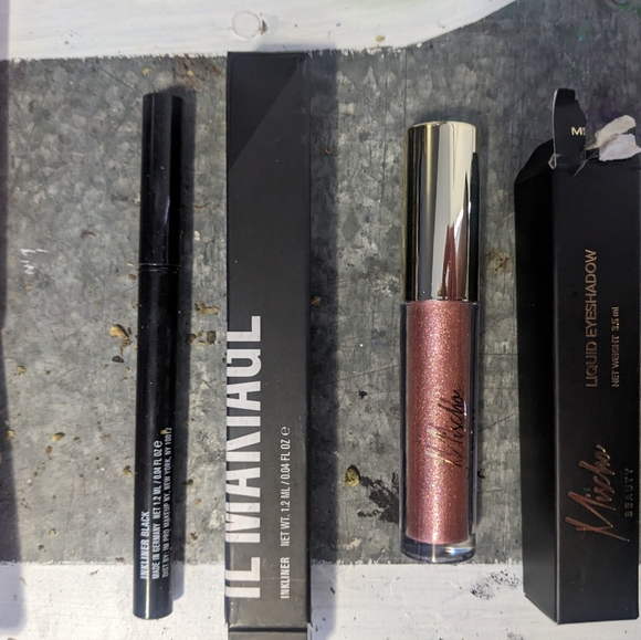 MAKEUP LOT - Picture 5 of 10